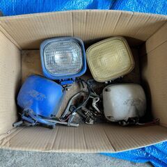 中古 部品 TCM L4-2ショベル ハロゲン ライト 取り外すまでは作動済み グリースガンの画像