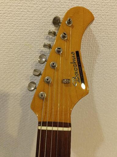 Bacchus　bst-400 ストラトタイプ