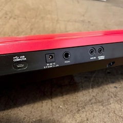 【武蔵小山店】 Roland ローランド GO:KEYS ゴーキーズ キーボード シンセサイザー 電子ピアノ 61鍵盤 赤 Bluetooth スピーカー内蔵 練習用 初心者向け 軽量 コンパクト 鍵盤楽器 音楽 伴奏 自動伴奏　の画像