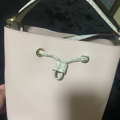 MICHEAL KORSピンクバッグ