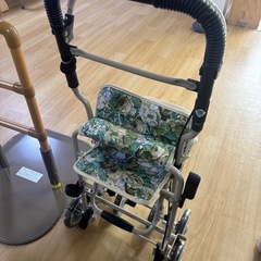 シルバーカー
の画像