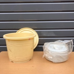 無料　漬け物石と容器セット