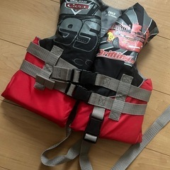 ⭐︎カーズのライフジャケット１４〜２３kg