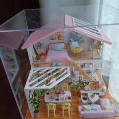 二階建てミニチュアハウス ピンク屋根