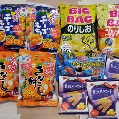 お菓子大量まとめ★ポテトチップス、ふんわり名人他