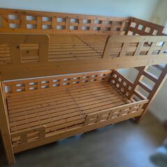 木製二段ベット【引取り可能な方】の画像