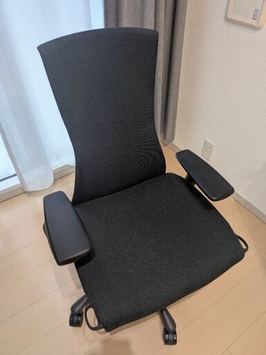 エンボディチェア * グラファイトフレーム/グラファイトベース