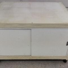スチール作業台　商品棚の画像