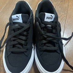 PUMAスニーカー23.0の画像