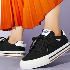 PUMAスニーカー23.0