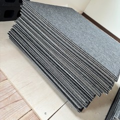 ③タイルカーペット【50cm×50cm】の画像