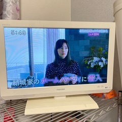 TOSHIBA 22インチ液晶テレビ　アンテナケーブル付き　リモコンなし　の画像