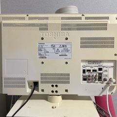 TOSHIBA 22インチ液晶テレビ　アンテナケーブル付き　リモコンなし　の画像