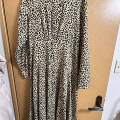 ヒョウ柄ワンピース