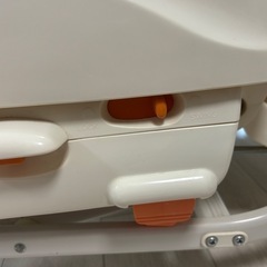 取引中　9月後半で処分します。Combi コンビ　ハイローチェア エンジョイミーラック NR PLU 手動  の画像