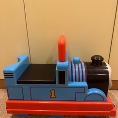 トーマス乗り物おもちゃ 乗用玩具の画像