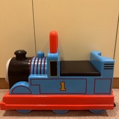トーマス乗り物おもちゃ 乗用玩具の画像