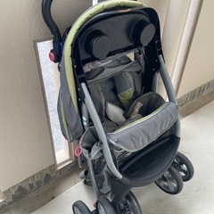 ベビーカー　　海外製