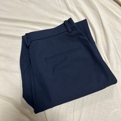 ユニクロスマートアンクルパンツ丈長めMの画像
