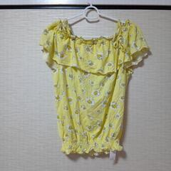 ✿新品✿花柄ショルダーブラウス