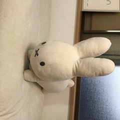 ミッフィーぬいぐるみ