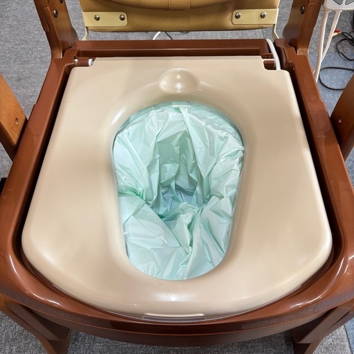 安寿 家具調トイレセレクトR 自動ラップノーマルタイプ 暖房便座 介護 災害 ポータブルトイレ 木製