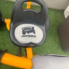 HUMMER 三輪車の画像