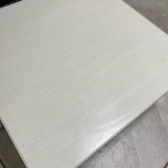コタツ／テーブル