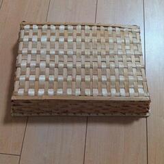 バスケット　カゴトレイ　ナチュラル素材の画像