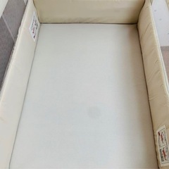 【取引予定者決まりました】𝗔𝗽𝗿𝗶𝗰𝗮 ココネルエアー  ベビーベッド の画像