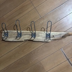 流木コートハンガー