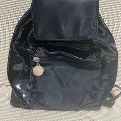 GUESS ミニリュック