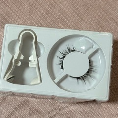 ネイルチップ　つけまの画像