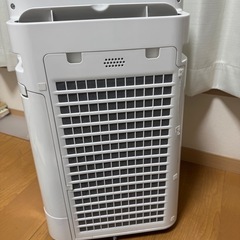SHARP 加湿空気清浄機　2019年製の画像
