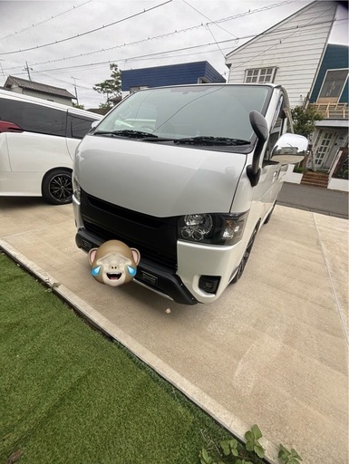 ハイエース　ボンネット　バットフェイス