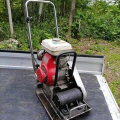 プレートコンパクターをレンタル致します。