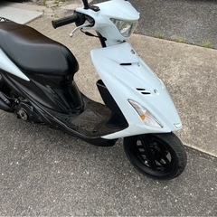 値下げ出品アドレスv125s　の画像