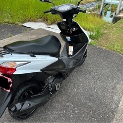値下げ出品アドレスv125s　の画像