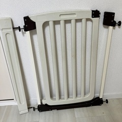 (ノーブランド？)ベビーゲート。