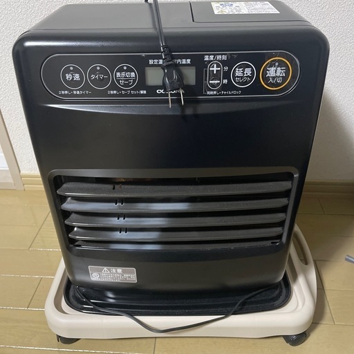 CORONA5L灯油ストーブキャスター付き、乾電池式電気ポンプ