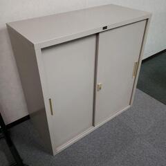 アイボリーキャビネット 鍵付き 収納　【直接引取限定】