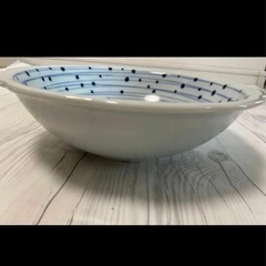 涼しげな水玉模様　大皿サラダボール　25cm×7.5cm陶器の画像