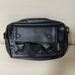 MGVレザーショルダーバッグ