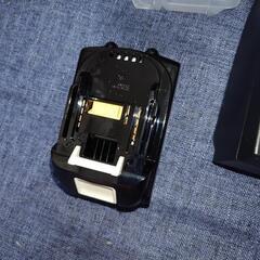マキタ18v6アンペアバッテリー&充電器の画像