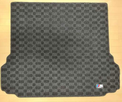 BMW純正 M ラゲージ・ルーム・マット (G31)