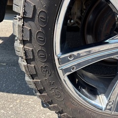 22インチホイール付きタイヤ
の画像