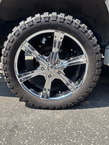 22インチホイール付きタイヤ