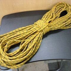 ☆ザイル 登山用ロープ 長さ46.5m 直径9.5mm クライミング用 イエロー 高所作業 ロッククライミング 札幌 北20条店の画像