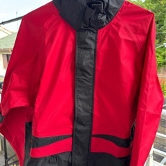 フルフェイスヘルメットと上下セットの画像