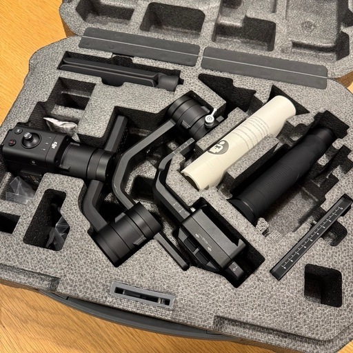 【美品】DJI RONIN-S Essentials kit ジンバル